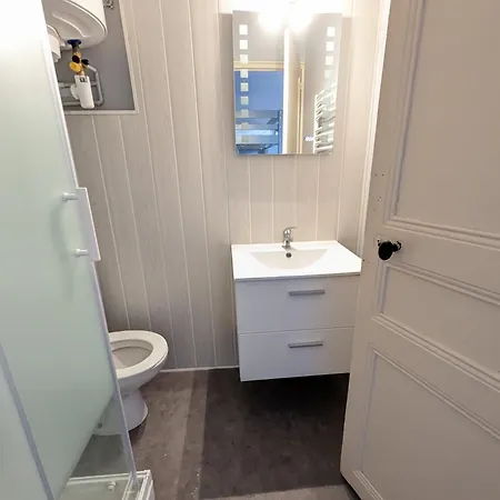 Grands Maillochon Acces Gare De Et Centre A Pieds アパート