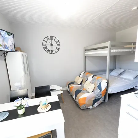 Grands Maillochon Acces Gare De Et Centre A Pieds