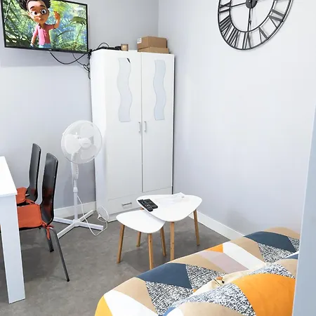 Grands Maillochon Acces Gare De Et Centre A Pieds Apartman Poitiers