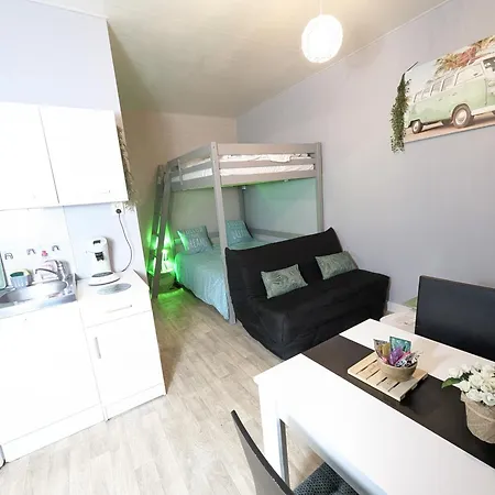 Grands Maillochon Acces Gare De Et Centre A Pieds * Poitiers