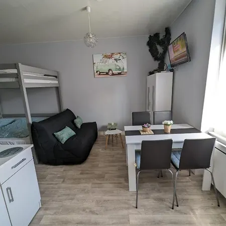 Grands Maillochon Acces Gare De Et Centre A Pieds *