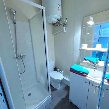 Grands Maillochon Acces Gare De Et Centre A Pieds アパート